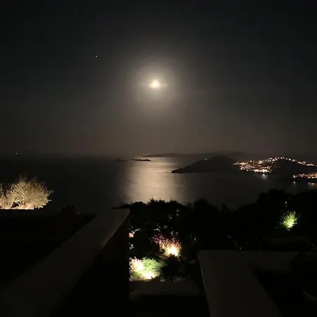 فيلة Ava Mykonos بسارو