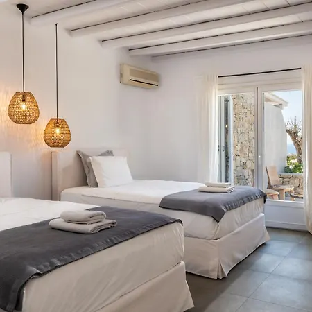 Ava Mykonos